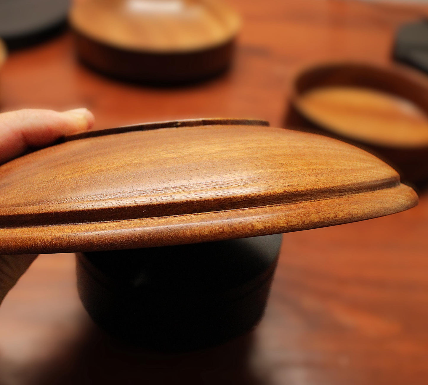 Hand-Turned Sapele Wood Platter – Elegant Shallow Decorative Bowl with Subtle Rim Bead