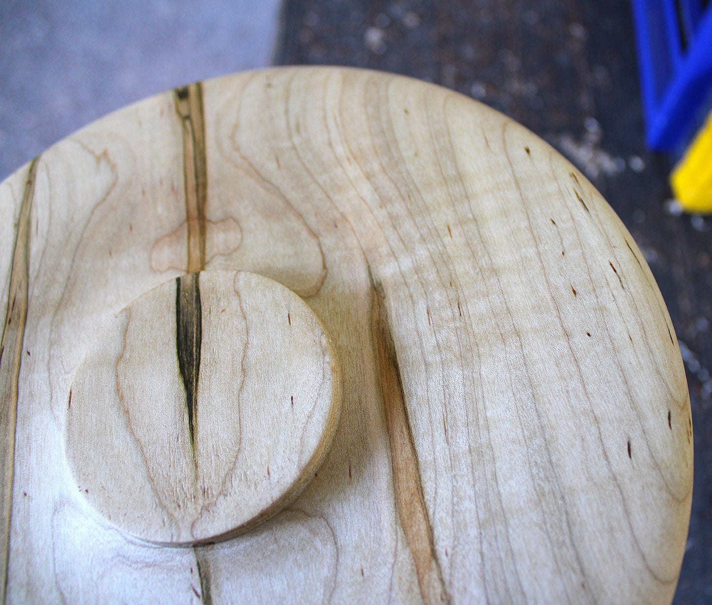 Ambrosia Maple Dish - Triple Rim with Natural Features - 8.75"