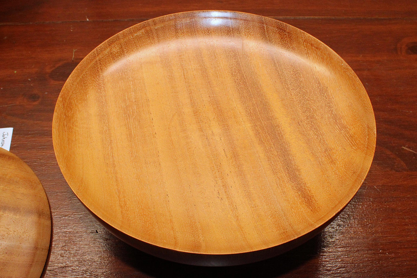 Solid mahogany lidded bowl - Wide and shallow mahogany lidded bowl, one piece pull.  Unique item with great potential in your home.