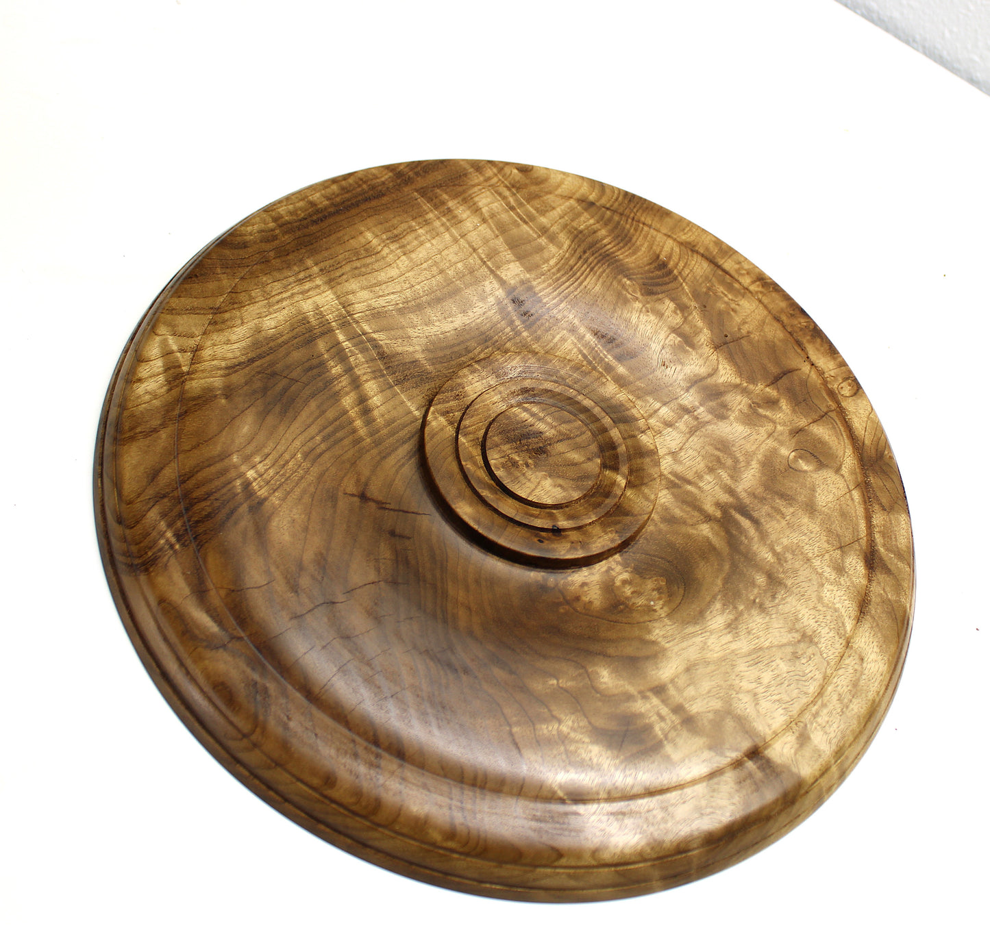 Large, colorful myrtlewood platter- Collector quality timber, phenomenal chatoyance, great for display, catch all - 12.5" diameter