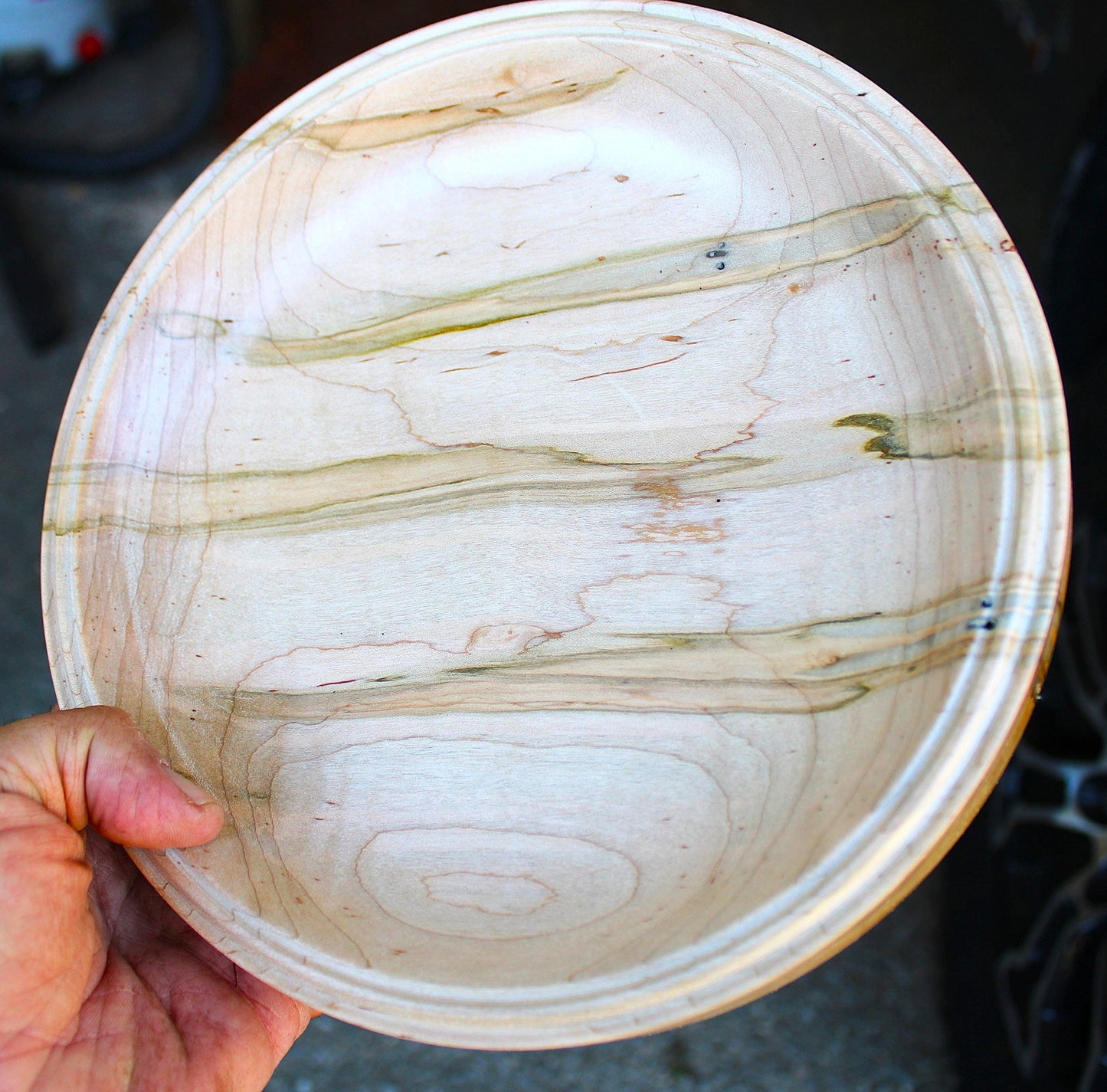 Ambrosia Maple Dish - Triple Rim with Natural Features - 8.75"